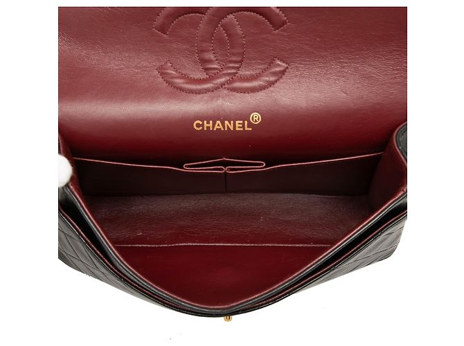 Chanel Black Medium Classic Lambskin Double Flap Noir - vue 4