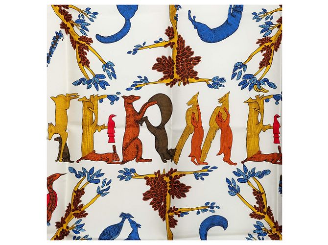 Hermès White Animal Alphabet Seidentuch 90 Weiß - Ansicht 2