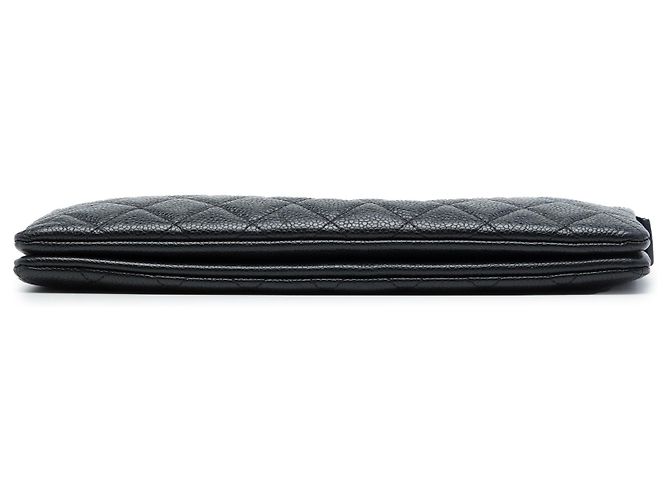 Pouch con zip Chanel Black CC Quilted Caviar a doppia tasca Nero - vista 3