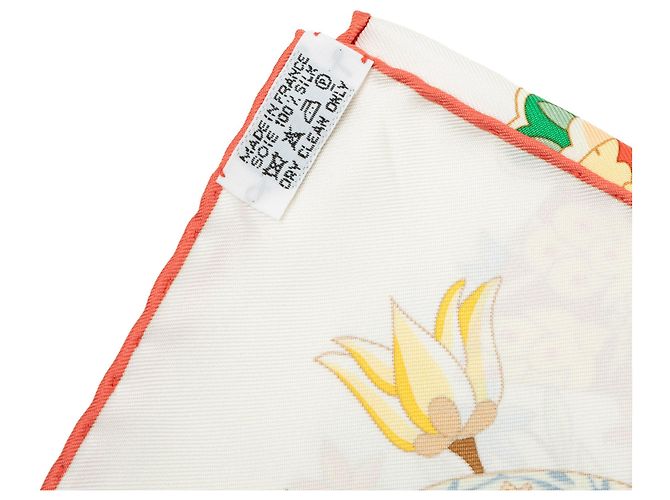 Pañuelo de seda Hermès White Fleurs et Papillons de Tissus 90 Blanco - vista 4