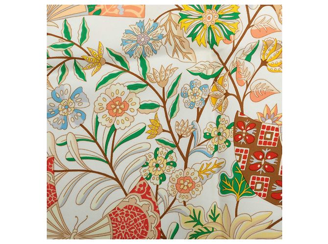Pañuelo de seda Hermès White Fleurs et Papillons de Tissus 90 Blanco - vista 6