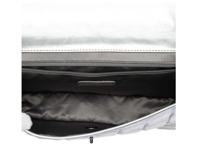 Chanel Silver CC Vinyl Ice Cube Flap Argenté - vue 4