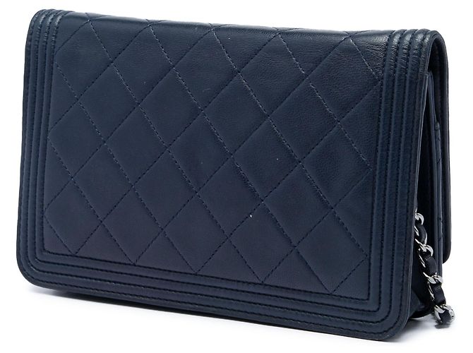 Chanel Blue Quilted Lambskin Boy Wallet On Chain Blu navy - vista 2