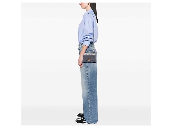 Chanel Gray Paris Manchester Small Quilted Lambskin Faux Pearl Flap Marrone Grigio antracite - vista 6