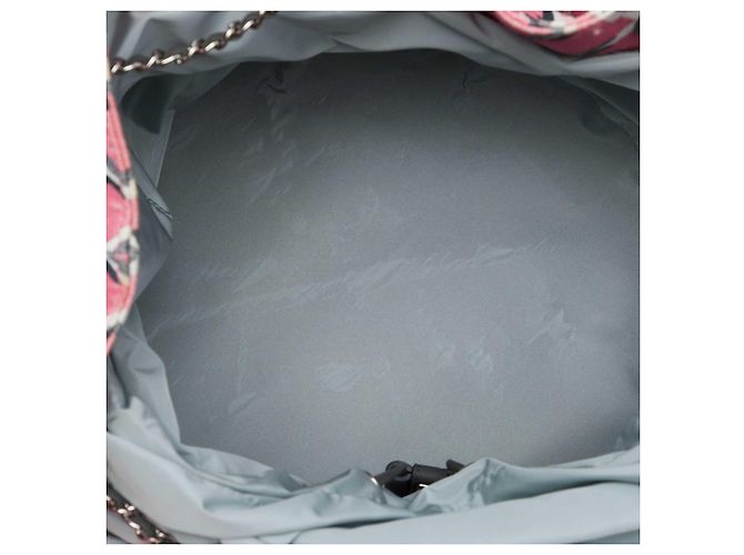 Borsa a tracolla con coulisse Chanel Coco Beach in tela stampata rosa - vista 4
