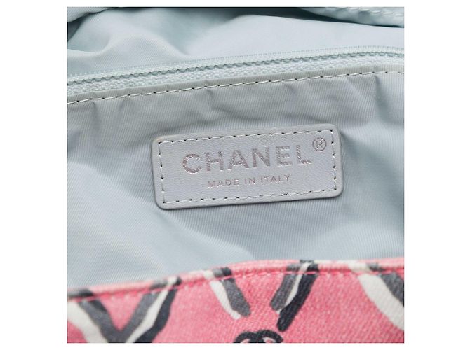 Borsa a tracolla con coulisse Chanel Coco Beach in tela stampata rosa - vista 5