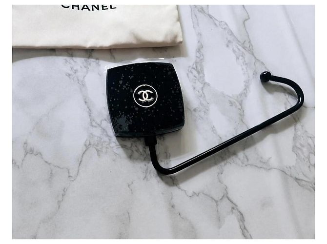 Chanel Les Beiges Charm per Borsa Nero - vista 2