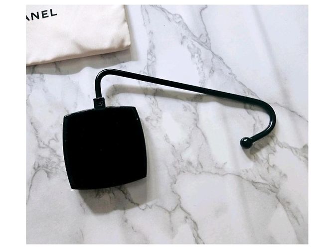 Chanel Les Beiges Charm per Borsa Nero - vista 3