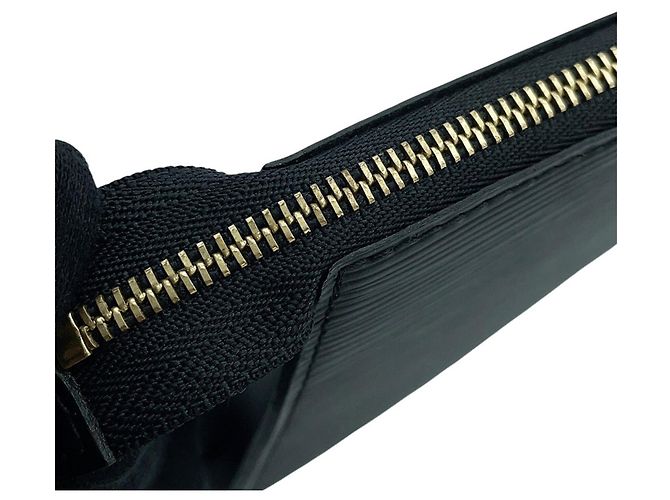 Louis Vuitton Epi Pochette Accessoires Nero - vista 15