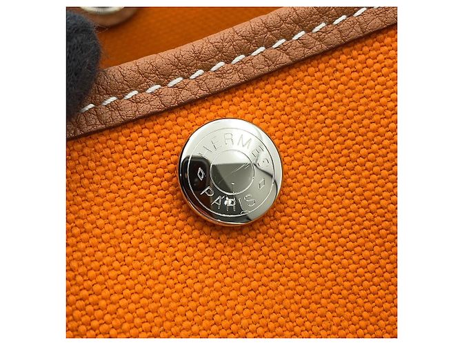 Hermès Saco Tote Hermes Garden TPM Dourado - vista 13