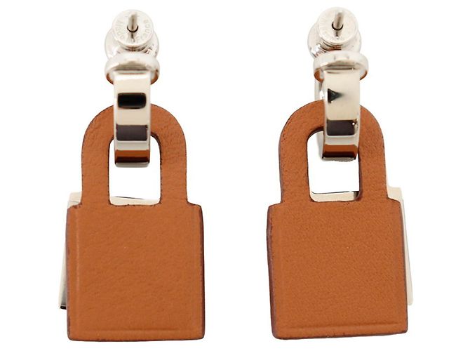 Hermès Orecchini a lobo Hermes O'Kelly Gold Metal and Swift Leather D'oro - vista 3