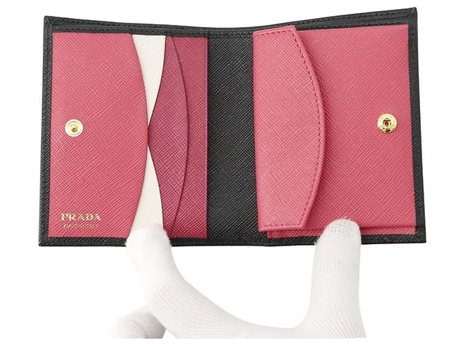Prada Bi-Fold Geldbörse aus Saffiano Leder Schwarz Rot - Ansicht 4