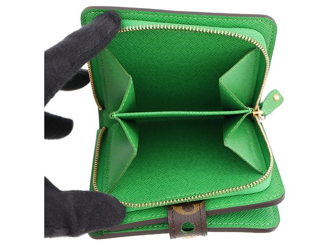 Portafoglio bi-fold Louis Vuitton Monogram Perfo Verde chiaro - vista 6