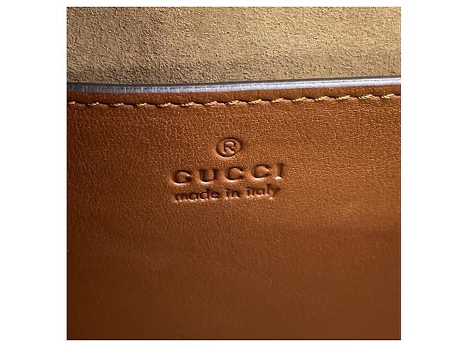 Padlock Borsa a tracolla Gucci GG Supreme con lucchetto Marrone Beige - vista 10