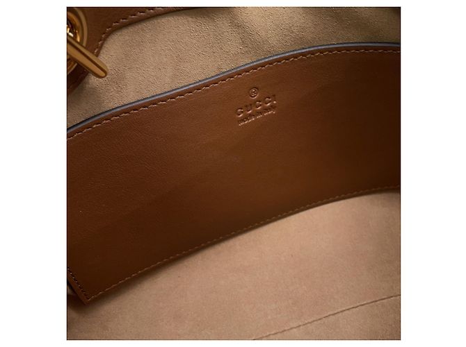 Padlock Borsa a tracolla Gucci GG Supreme con lucchetto Marrone Beige - vista 7