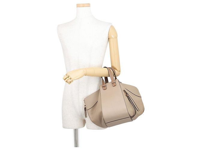 Loewe Hammock Small Handtasche Sand - Ansicht 4