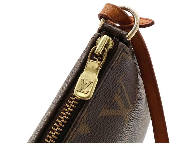 Louis Vuitton Monogram Pochette Accessoires Castaño Monograma - vista 6