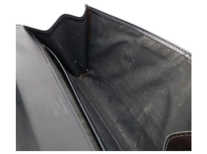 Borsa a tracolla e clutch Louis Vuitton Epi Honfleur in Nero - vista 8