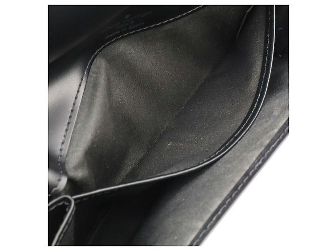 Borsa a tracolla e clutch Louis Vuitton Epi Honfleur in Nero - vista 9