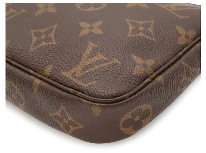 Louis Vuitton Monogram Pochette Accessoires Handbag Pouch Marrone Monogramma - vista 4