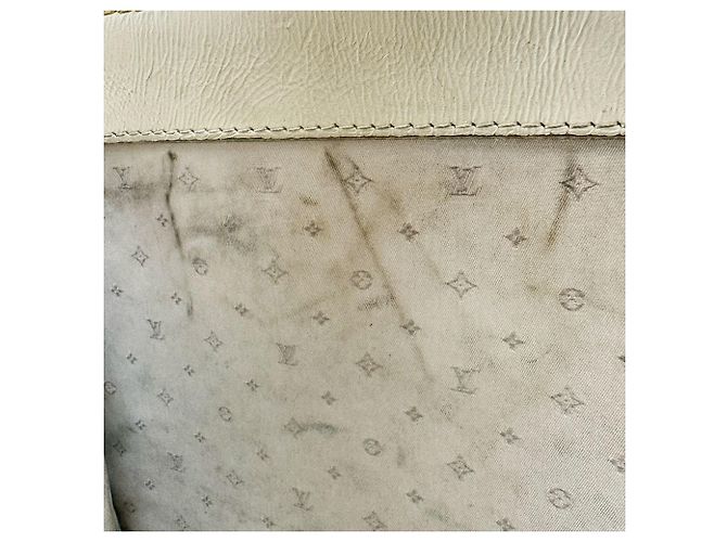 Bolsa de mão Louis Vuitton Suhali Impreviable em couro Branco - vista 17