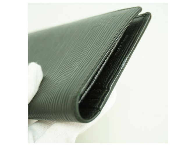 Louis Vuitton Epi Leather Portefeuille Brazza Long Wallet Black - view 7
