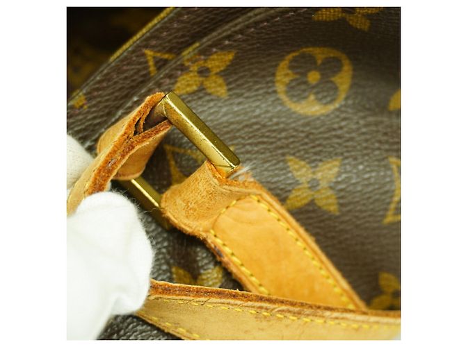 Borsa Cabas Alto Monogram Louis Vuitton Marrone - vista 10