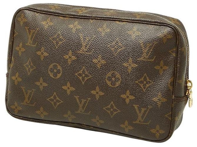 Louis Vuitton Trousse Toilette 23 Pouch Marrone - vista 2