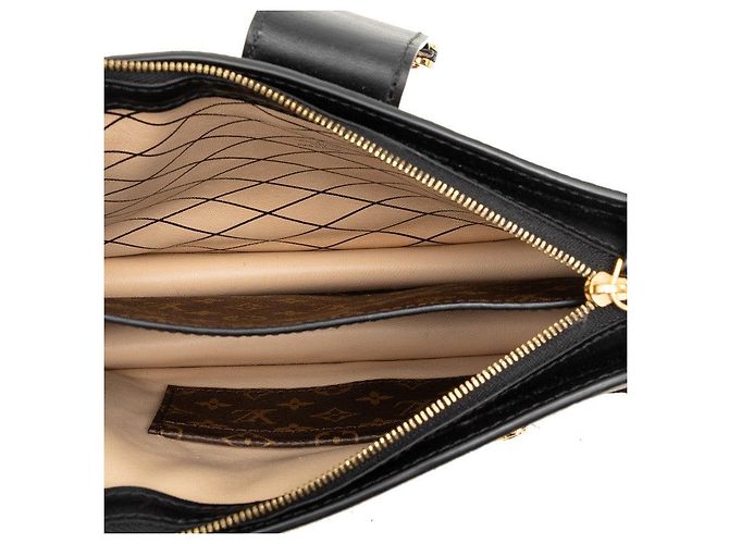 Clutch Louis Vuitton Monogram Reverse Trunk Castaño - vista 4