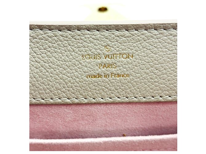 Louis Vuitton Lockme Ever Leather BB Bege - vista 6