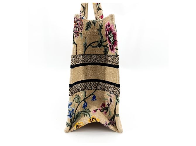 Christian Dior Book Embroidered Canvas Medium Beige - vista 3