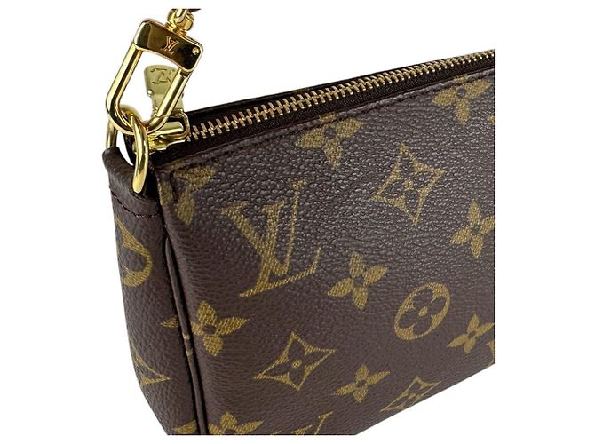 Louis Vuitton Monogram Pochette Accessoires Castaño Monograma - vista 7