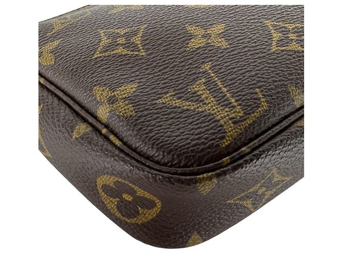 Louis Vuitton Monogram Pochette Accessoires Castaño Monograma - vista 9