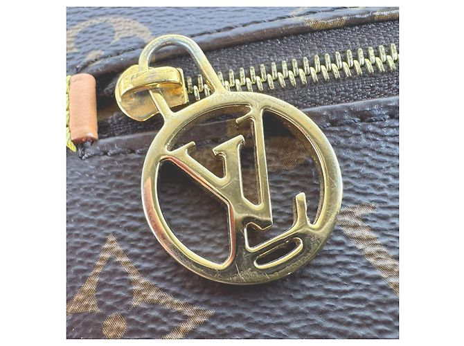Bolsa de Ombro Louis Vuitton Monogram Marrom Monograma - vista 10