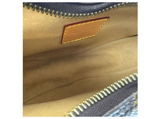 Bolsa de Ombro Louis Vuitton Monogram Marrom Monograma - vista 5