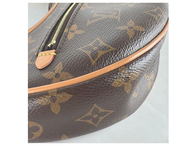 Bolsa de Ombro Louis Vuitton Monogram Marrom Monograma - vista 8