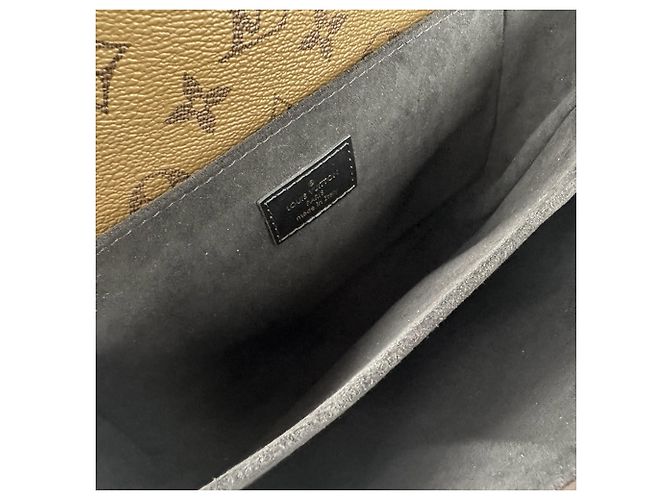 Louis Vuitton Monogram Reverse Pochette Metis MM Marrom Monograma - vista 5