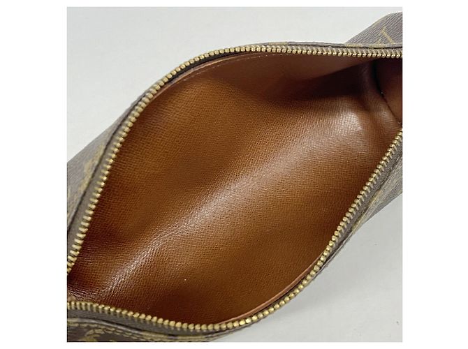 Louis Vuitton Monogram Trousse Ronde Pen Case Brown - view 4
