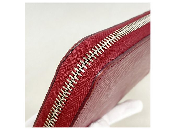 Cartera Louis Vuitton Epi Zippy en Fuchsia Fucsia - vista 6