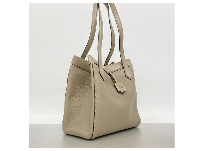 Fendi Origami Schultertasche aus Leder in Grayish Grau - Ansicht 2