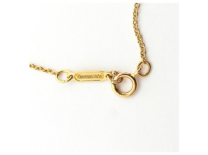 Autre Marque Collana Triple Heart di Tiffany & Co. in oro giallo 18K - vista 4