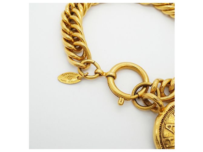 Bracciale con ciondolo a cerchio placcato oro Chanel Cambon D'oro - vista 5