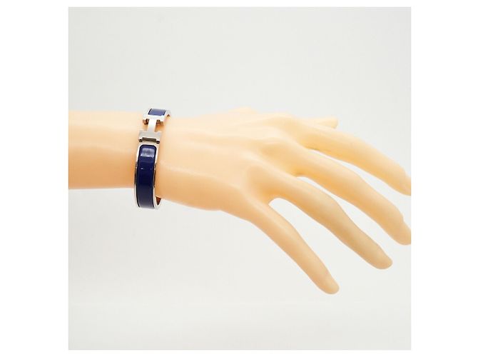 Hermès Clic Clac PM Armreif in Silber und Blau - Ansicht 6