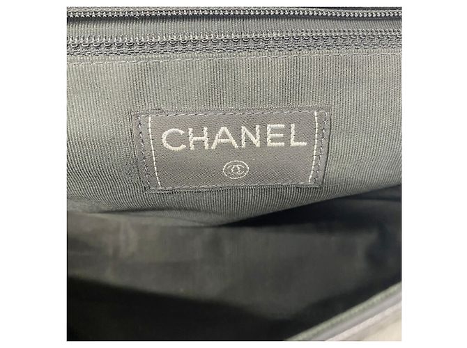 Borsa a tracolla Chanel 2.55 Chocolate Bar Nero - vista 5