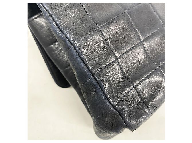Borsa a tracolla Chanel 2.55 Chocolate Bar Nero - vista 7