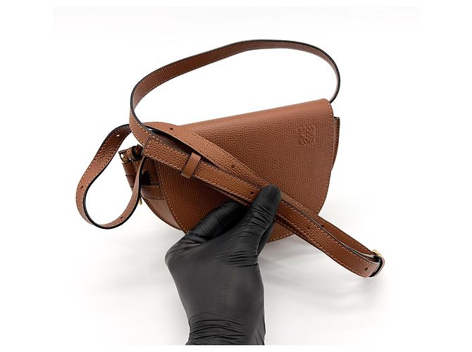 Loewe Gate Leather Mini Marrom - vista 7