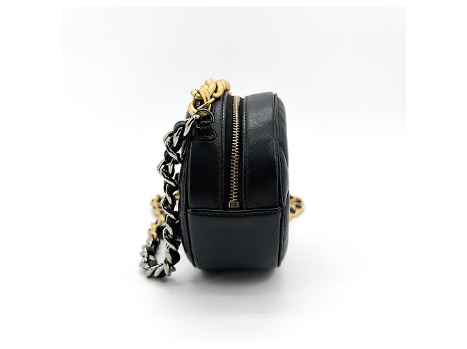 Chanel 19 Runde Clutch mit Kette aus gestepptem Leder Schwarz - Ansicht 3