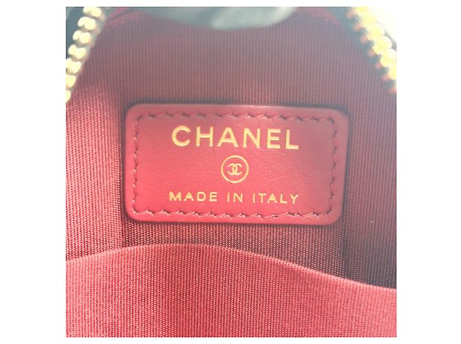 Chanel 19 Runde Clutch mit Kette aus gestepptem Leder Schwarz - Ansicht 6