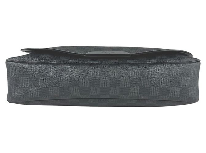 Borsa a tracolla Louis Vuitton Damier Graphite Nero Damier ebene - vista 4