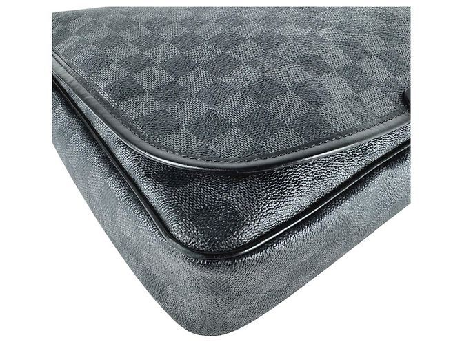 Borsa a tracolla Louis Vuitton Damier Graphite Nero Damier ebene - vista 8